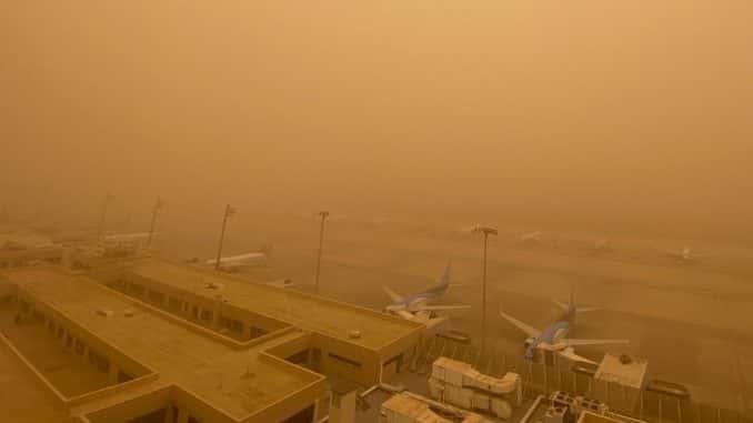 Une tempête de sable aux Canaries dégrade la visibilité © ireportnews, Twitter
