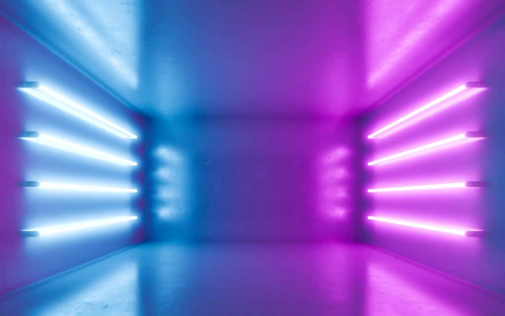 Lorsqu’ils sont excités, certains gaz émettent de la lumière ultraviolette, comme dans les tubes fluorescents. © pom669, Adobe Stock