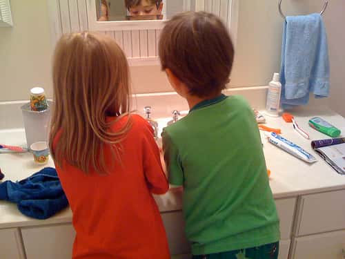 Se brosser les dents : un excellent moyen de prévention. © John Federico / Flickr - Licence Creative Common (by-nc-sa 2.0)