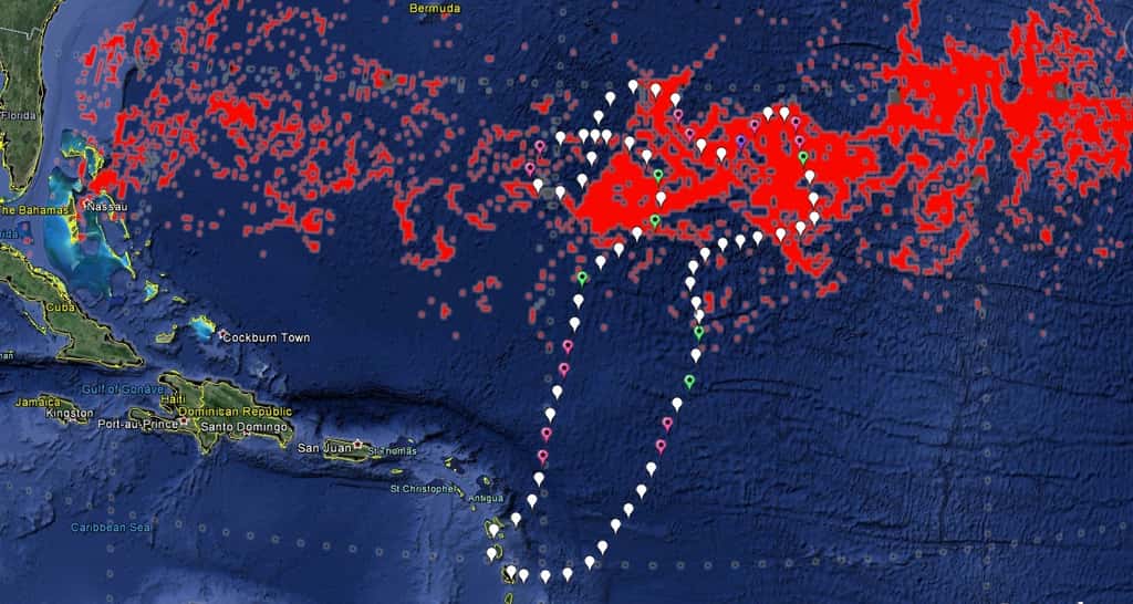 La route du navire durant les trois semaines de l'expédition. Les puces de couleur indiquent les endroits où seront prises des images par satellite, dans le domaine visible avec Pléiades (balises roses) et par radar avec TerraSAR-X (en vert), ou les deux (en violet). © Expédition 7e continent, 2014
