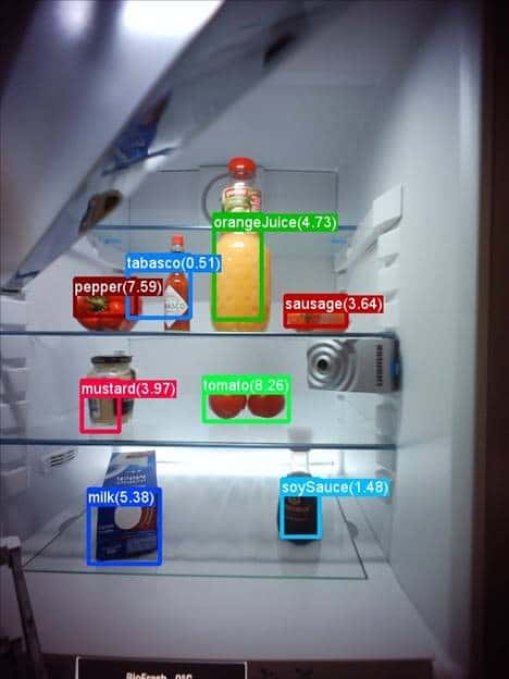 La reconnaissance des denrées présentes dans le réfrigérateur s’appuie sur des algorithmes d’apprentissage profond développés par Microsoft. © Microsoft, Liebherr