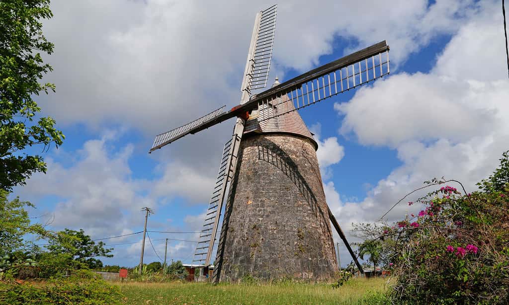 Un des moulins les mieux conservés de Marie-Galante : le moulin de Bézard. © Antoine, tous droits réservés 