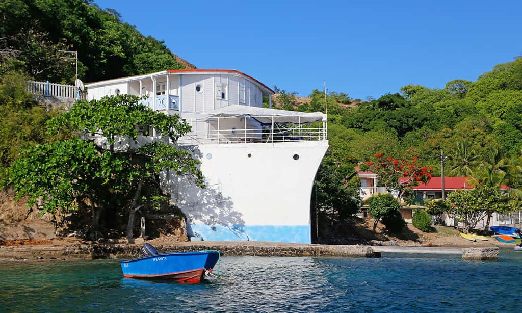 Cette maison qui ressemble à l'étrave d'un cargo a été construite en 1942 par un photographe guadeloupéen. © Antoine, tous droits réservés