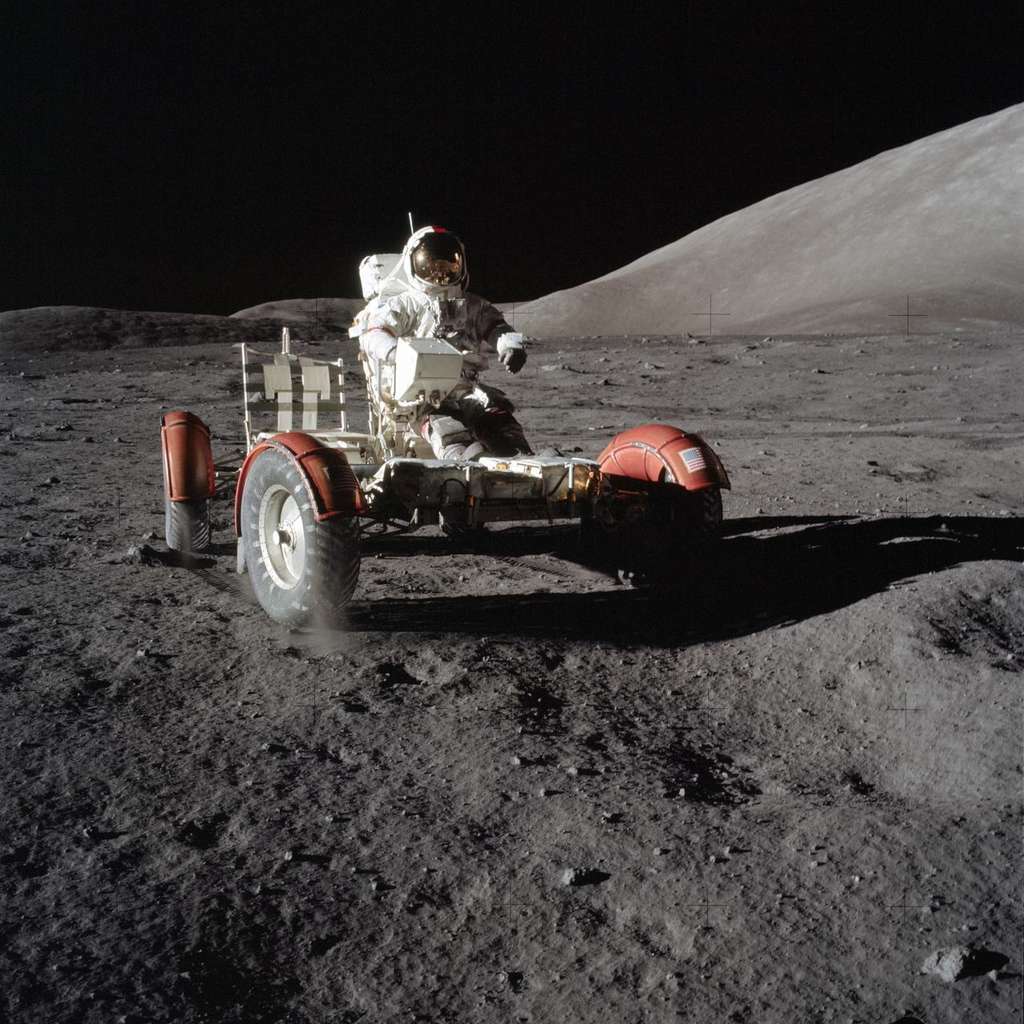 Les trois buggys lunaires — ici, celui d'Apollo 17 — utilisés par les astronautes de la Nasa sont restés à demeure. © Nasa