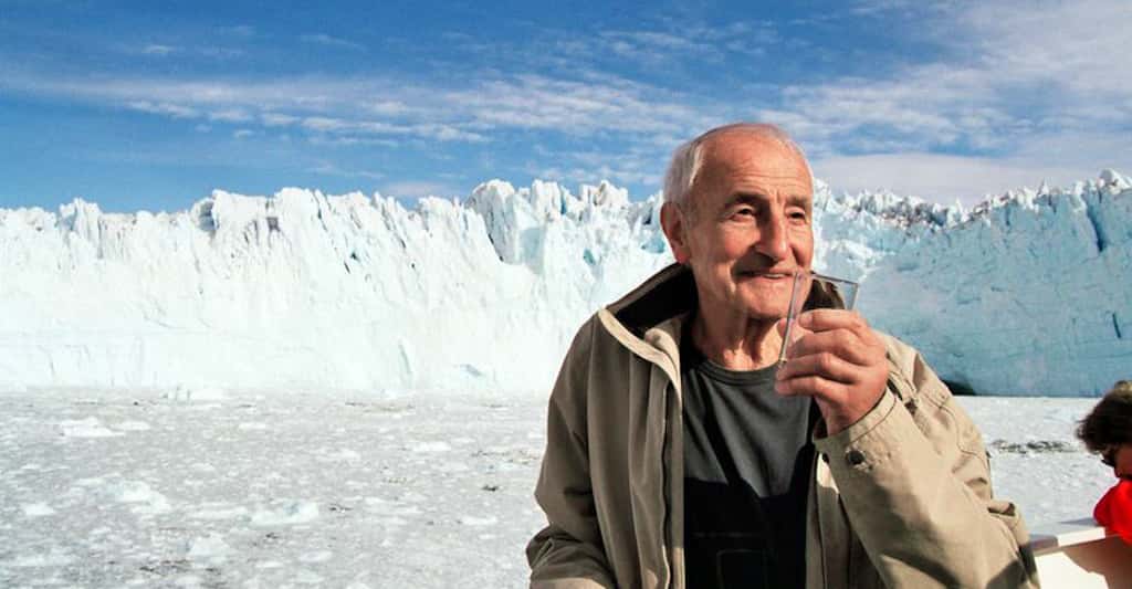 Claude Lorius, le découvreur du réchauffement climatique anthropique, en Antarctique, en 2008. © Claude Lorius, Wikipedia, CC by-SA 3.0