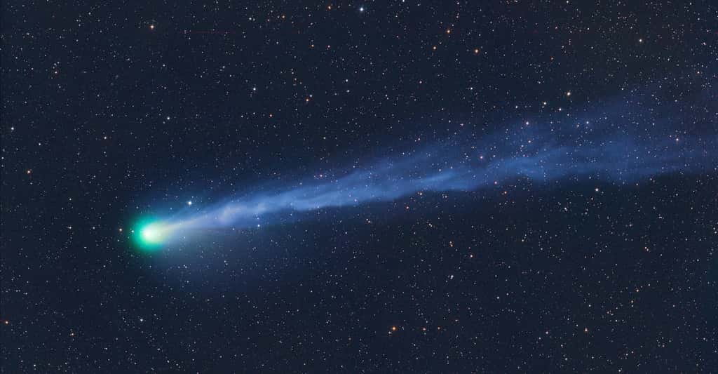 Les astrophotographes se régalent de la comète 12P/Pons-Brooks et alors qu’elle continue de se rapprocher de notre Soleil et d’être secouée par des éruptions, ils pourraient saisir des clichés de plus en plus spectaculaires. Même les amateurs peuvent désormais l’observer à l’aide de simples jumelles. © Mickaël Jäger, @Komet123Jager, X
