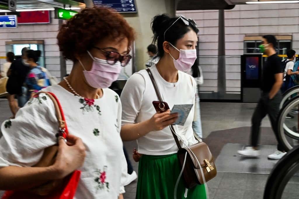 Le bilan de l'épidémie du coronavirus en Chine est monté à 425 morts a annoncé le gouvernement qui a admis des « insuffisances » dans sa réaction à la crise sanitaire. © Romeo Gacad, AFP 
