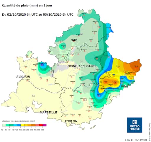 Au matin du samedi 3 octobre 2020, les cumuls de pluie de nombreuses stations dépassent les 200 mm : 271 mm à Breil-sur-Roya, 335,5 mm à Coursegoules, 355,2 mm à Clans et même 500,2 mm à Saint-Martin-Vésubie. © Météo France