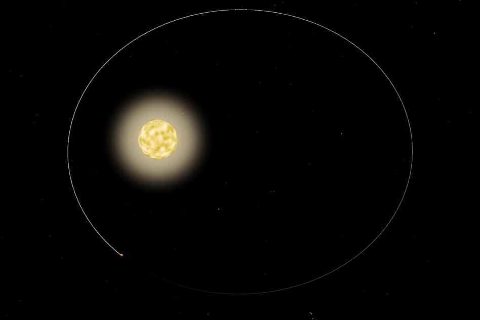 Une vue d'artiste de l'exoplanète HAT-P-2b autour de son étoile, qui est légérement plus massive que le Soleil et plus jeune de quelques milliards d'années. © Nasa