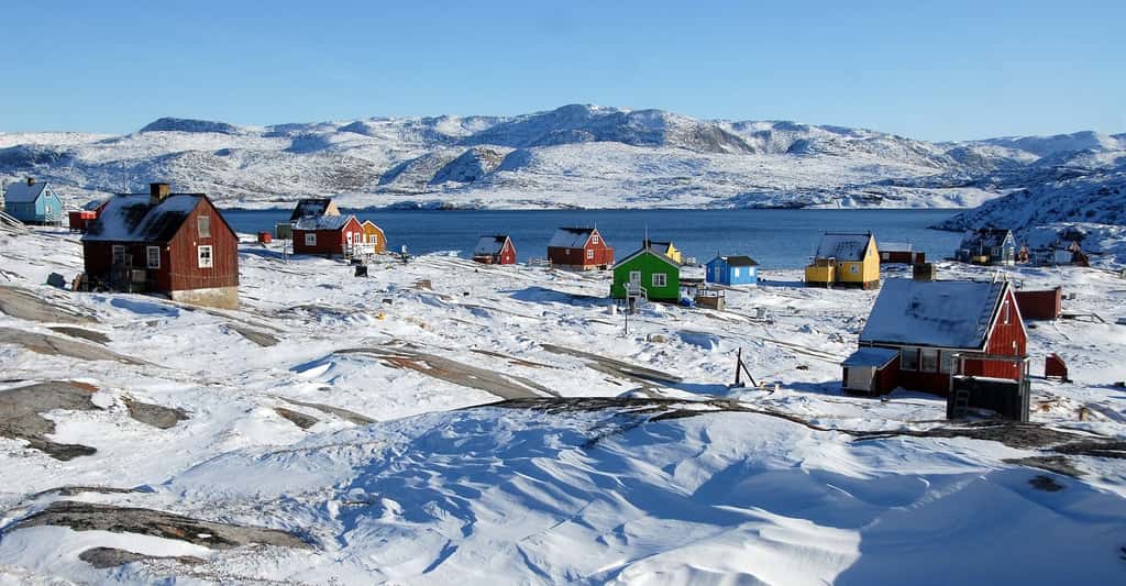 Les travaux de l’équipe internationale de glaciologues se résument ainsi : au Groenland, la fonte glaciaire observée depuis huit ans est équivalente à celle des quatre dernières décennies. © Thomas_Ritter, Pixabay License