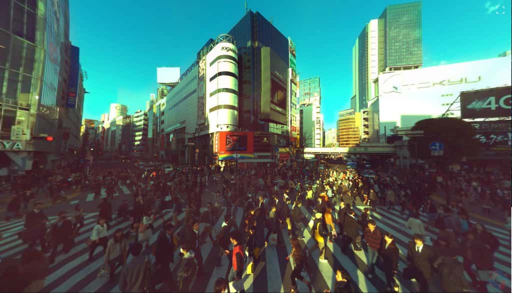 Cette photo a été prise à un carrefour dans le quartier de Shibuya à Tokyo, au Japon. En cliquant sur le lien plus bas dans l’article, on peut la manipuler à l’aide de la souris pour naviguer à 360° et zoomer sur n’importe quel point. © Panono