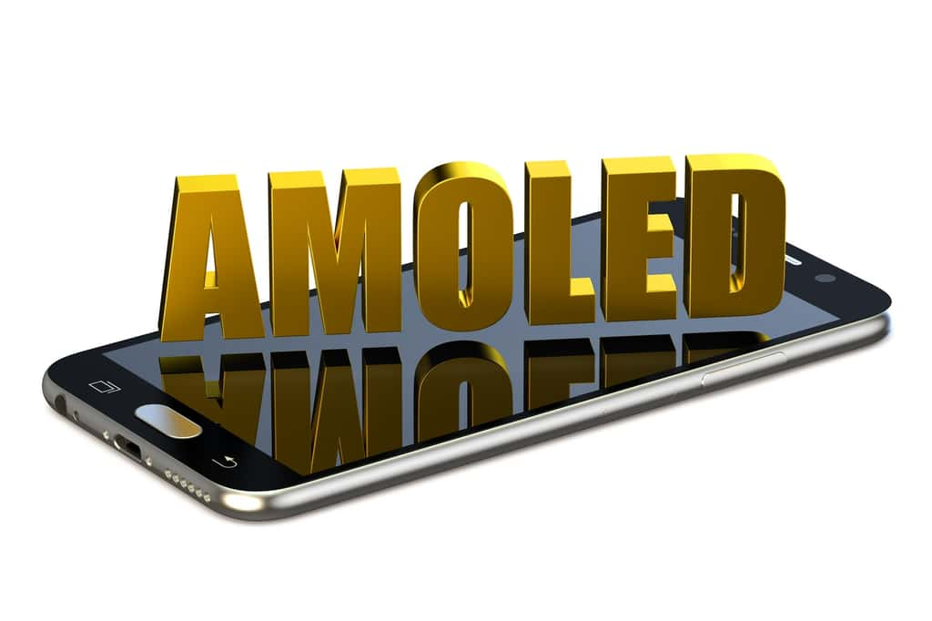 Az AMOLED képernyőn felülmúlja az LCD -t, az AMOLED képernyőt fogyatékos költségek, amelyek még mindig túl magas és rövidebb élettartamúak. © Alexlmx, Shutterstock