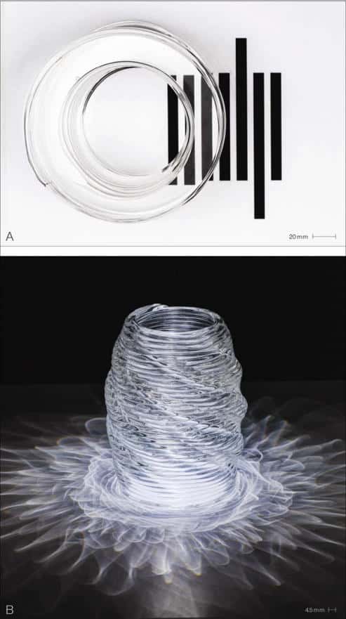 Ces exemples d’objets 3D réalisés avec l’imprimante du MIT illustrent le niveau de transparence et les propriétés optiques qu’il est possible d’obtenir avec cette technique d'impression 3D. Voilà qui ouvre de très nombreuses possibilités en matière de design. © <em>MIT Media Lab </em>