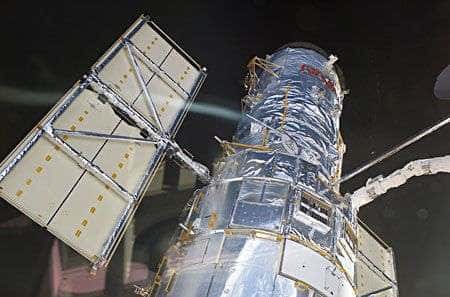 Le télescope spatial Hubble (Mission de maintenance STS109 – mars 2002)