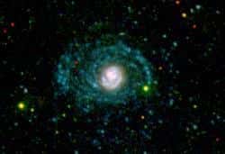 La galaxie NGC 4625 vue par Galex