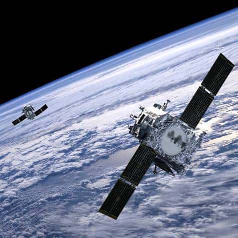 Les deux sondes STEREO à leur mise en orbite terrestre (vue d'artiste).