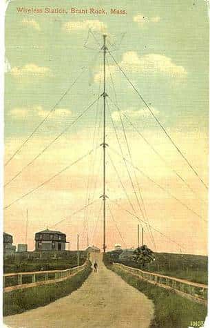 L'antenne de 128 mètres de la première émission à Brant Rock (carte postale d'époque)