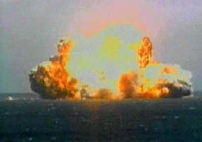 Explosion du lanceur une seconde après la mise à feu. Crédit Sea Launch.