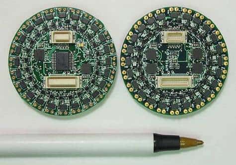 Détail des circuits internes d'un prototype de Catoms. Crédit Université de Carnegie Mellon / Claytronics