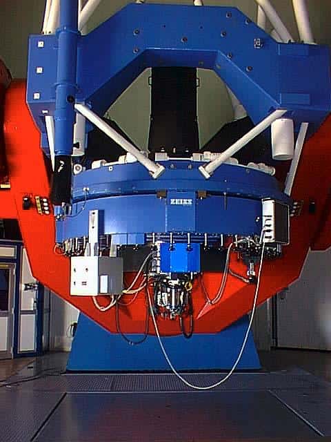 La caméra WFI (Wide Field Imager) installée sur le télescope de 2,2 mètres de diamètre de l'Eso au Chili permet de photographier de grands champs stellaires. Crédit Eso