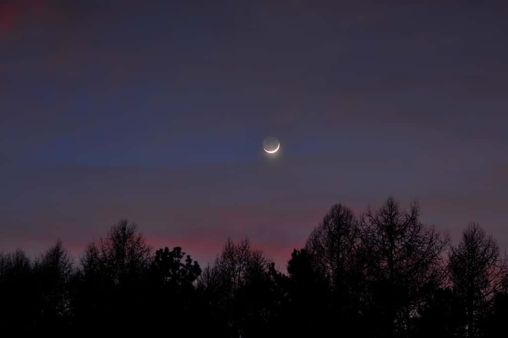 La lumière cendrée était déjà bien visible samedi 5 février au crépuscule. © <a href="http://www.flickr.com/photos/jbfeldmann/" target="_blank">J.-B. Feldmann</a>