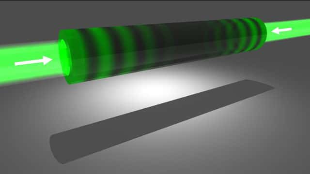 Le dispositif antilaser contient une cavité en silicium dans laquelle deux rayons lasers de même longueur d’onde convergent et entrent en collision frontale. © <em>Science</em>/AAAS