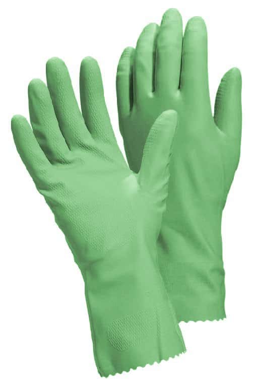Pour le ménage, mieux vaut utiliser des produits naturels et des gants. © DR