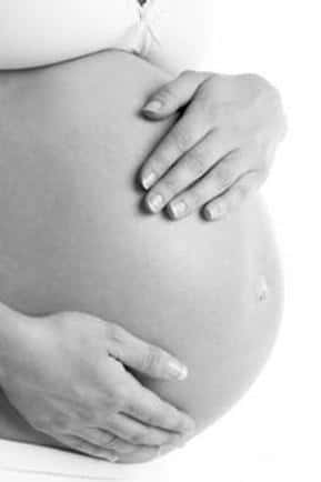 Les femmes enceintes ont tout intérêt à arrêter de fumer pendant leur grossesse, car le tabac peut affecter le fœtus. Mais elles ne doivent pas utiliser n'importe quel substitut nicotinique, car le Zyban a des effets encore plus dévastateurs. © Phovoir