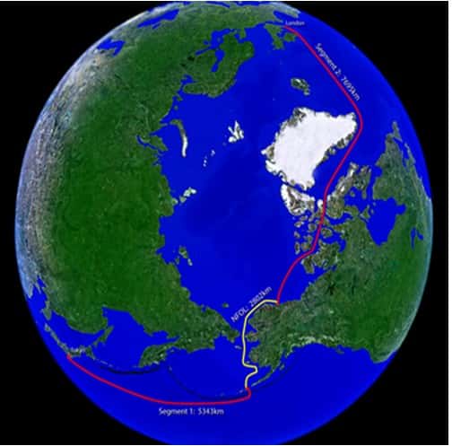Le tracé du projet de fibre optique Artic Link va serpenter sur près de 16.000 kilomètres en traversant l’océan Arctique à 600 mètres de profondeur. L'itinéraire par le détroit de Bering raccourcit la longueur du trajet entre l'Europe et l'Asie, évitant de passer par la Méditerranée, la mer Rouge et l'océan Indien. © Artic Link Cable Company