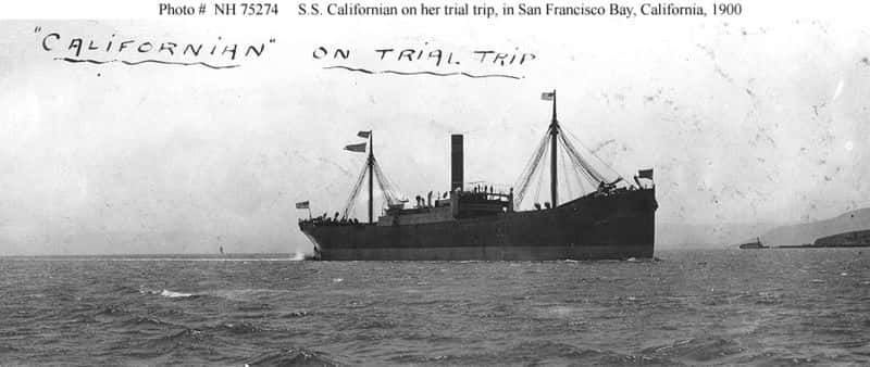 Le <em>SS Californian</em> était un cargo transatlantique pouvant embarquer 55 personnes. Il mesurait 136 mètres de long. Il a été torpillé le 9 novembre 1915. Son comportement la nuit du naufrage du <em>Titanic</em> a divisé l'opinion publique durant de nombreuses années. La carrière du capitaine Stanley Lord fut néanmoins brisée. © <em>U.S. Naval Historical Center photograph</em>, DP