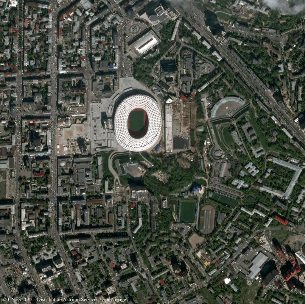 Le stade olympique de Kiev où seront joués plusieurs matchs de l'Euro 2012, dont la finale. © Cnes 2012/Astrium Services/Spot Images