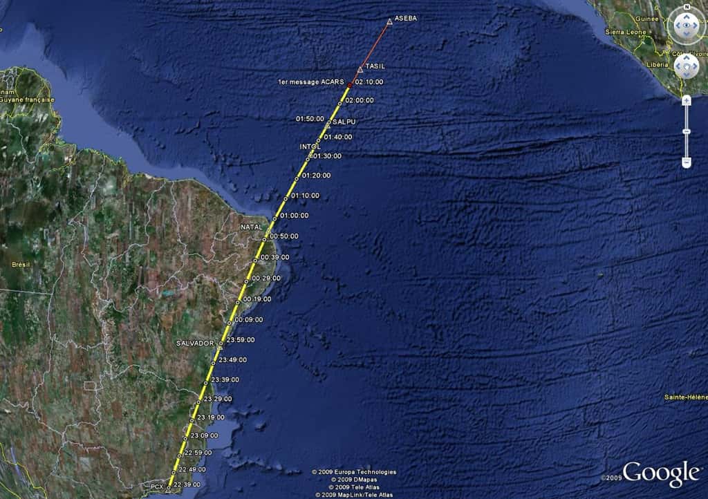 Le trajet du vol AF 447 reconstitué sur Google Earth. L'appareil s'est abîmé en mer, au milieu de l'océan Atlantique. © BEA