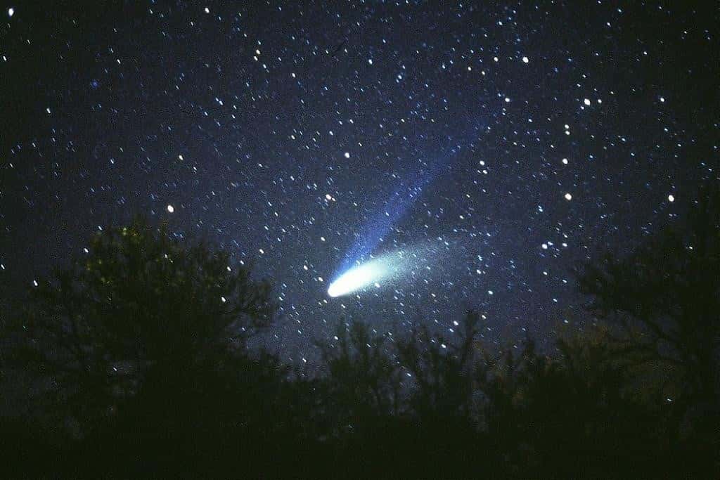 Hale-Bopp est la dernière belle comète que les observateurs de l'hémisphère nord ont pu admirer. C'était au printemps 1997. © Jean-Baptiste Feldmann