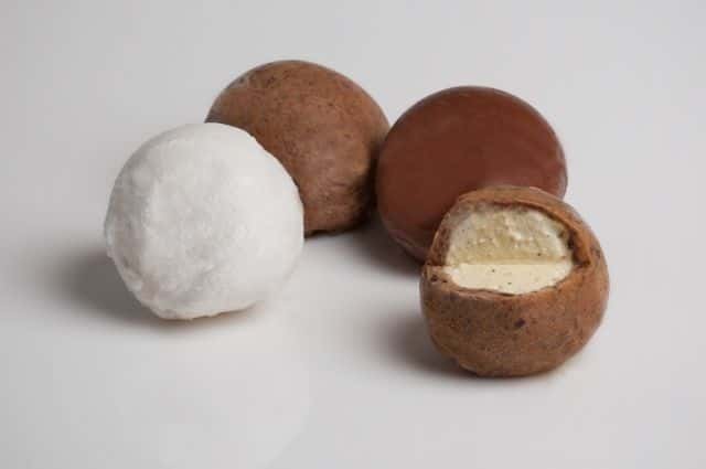 Un emballage comestible pour conditionner de la crème glacée : ce sont les wikiglaces. © Wikicells Designs