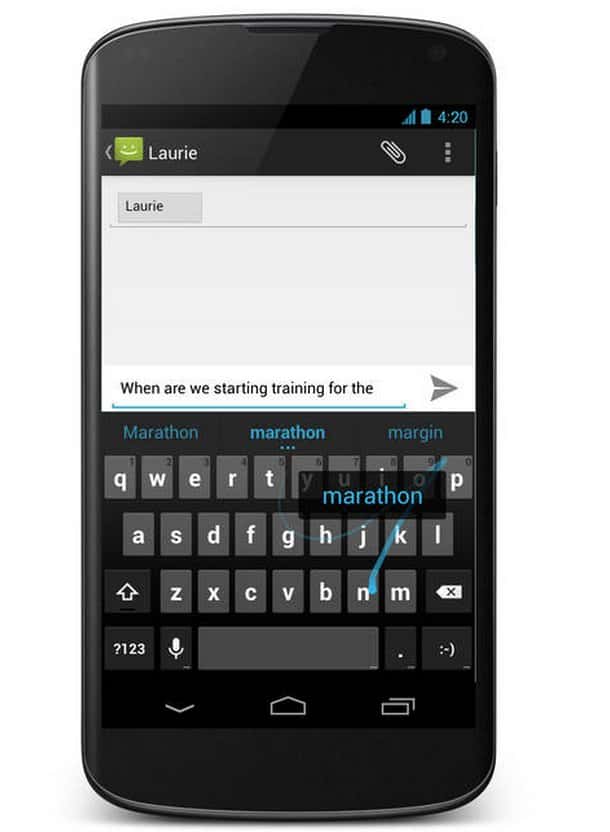 Le nouveau smartphone Nexus 4 conçu par LG embarque la toute dernière version Android 4.2 qui propose, entre autres nouveautés, un système de saisie gestuelle par glissement pour rédiger du texte. © Google
