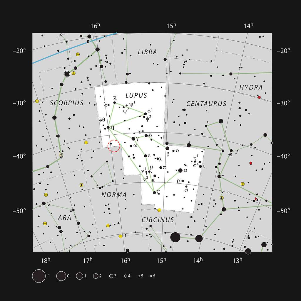 Ce graphique montre l'emplacement de la jeune étoile HD 142527 dans la constellation du Loup. L'étoile est trop faible pour être indiquée sur le graphique, mais elle se situe au centre du cercle rouge. © ESO, IAU, <em>Sky &amp; Telescope</em>