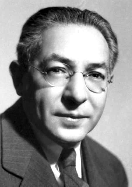 Isidor Isaac Rabi (1898-1988) était un physicien américain, lauréat du prix Nobel de physique en 1944 <em>« pour sa méthode de résonance servant à enregistrer les propriétés magnétiques du noyau atomique »</em>. Ses recherches ont contribué à l'invention du laser et de l'horloge atomique. Il fut l'un des fondateurs du Cern. © <em>Nobel Foundation</em>
