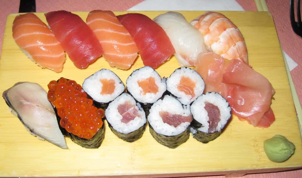 Selon l'étude menée par l'ONG Océana, dans les restaurants de sushis, 74 % des poissons vendus aux consommateurs étaient mal étiquetés. © Arnaud 25, cc by sa 3.0, Wikipédia