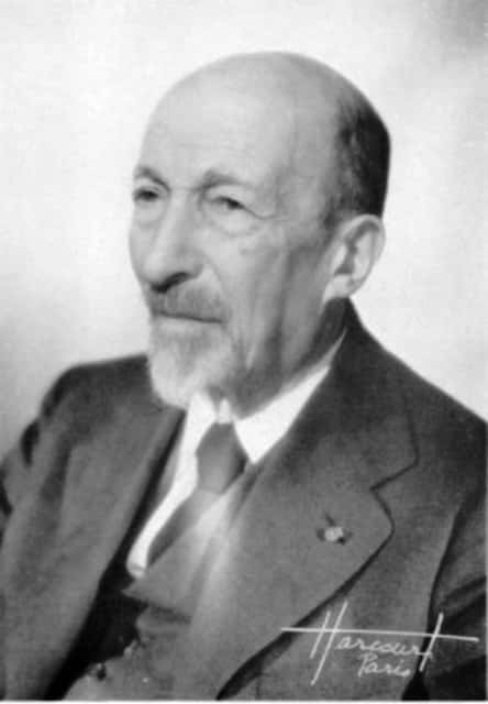 Jacques Salomon Hadamard (1865-1963) est un mathématicien français, connu notamment pour ses travaux en théorie des nombres. On lui doit la transformée d'Hadamard, qui a de nombreuses applications ou conséquences en théorie de l'information quantique et en cryptologie. © DP