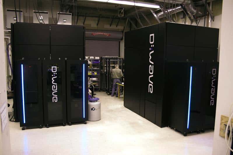 Une vue des calculateurs quantiques de D-Wave Systems au Canada. C'est sur l'un d'entre eux que des informaticiens comme Catherine McGeoch ont fait des tests, pour tenter de déterminer si l'on était bien en présence de calculateurs quantiques capables de battre les ordinateurs classiques. © <em>Amherst College</em>