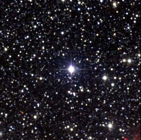 L'étoile Proxima du Centaure a été imagée avec le <em>Two Micron All Sky Survey</em> (2MASS). Elle est bien visible au centre de cette image. © DP