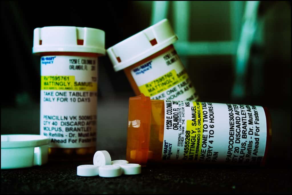 Les médicaments à base de codéine sont à proscrire pour les enfants de moins de 12 ans. Ils pourraient se révéler bien plus dangereux que le mal qu'ils atténuent. © Cavale, Flickr, cc by nc nd 2.0