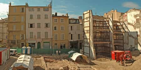 Le site de la rue Bernard Dubois à Marseille en cours de fouille, août 2005.