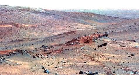 Un paysage martien vu par le robot Spirit, tel que n'aurait osé en rêver Tycho Brahé ! &copy; NASA/HST