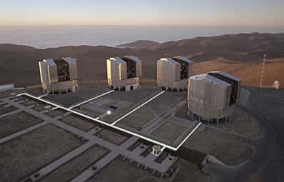 Le VLT (Very Large Telescope)<br />Crédits : http://spaceflightnow.com