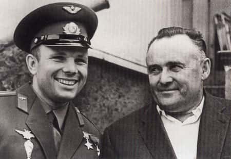 <br />Youri Gagarine et Korolev