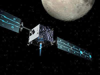 Lancée en septembre 2003, SMART-1 achevera sa mission par un bouquet final explosif <br />(Crédits : ESA - AOES Medialab)