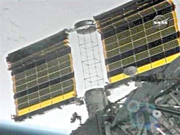Début du déploiement du nouveau panneau solaire de l'ISS