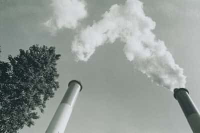 Pollution atmosphérique. Crédits : CNRS Photothèque / RENNES, Jean-Marc, 1996