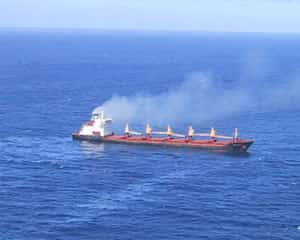 Tout comme les automobiles, les gaz d'échappement des bateaux polluent. Crédits : <a href="http://www.cedre.fr/" target="_blank">http://www.cedre.fr</a>